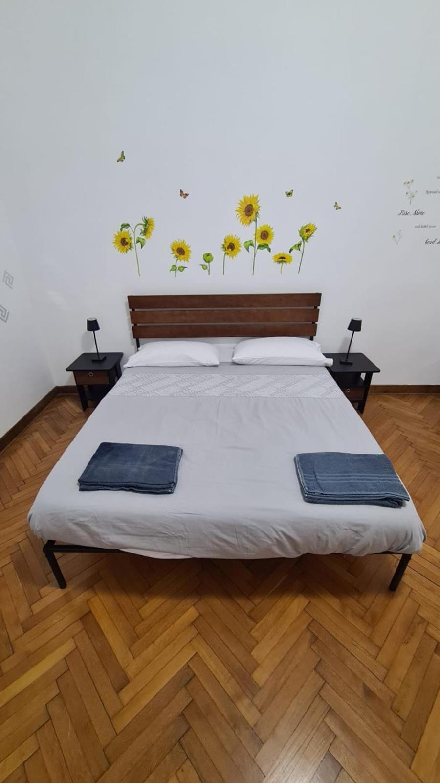 Dock Bay Lodge Hostello Trieste Esterno foto