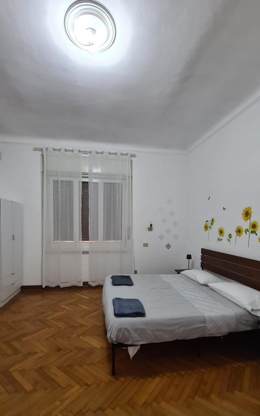 Dock Bay Lodge Hostello Trieste Esterno foto