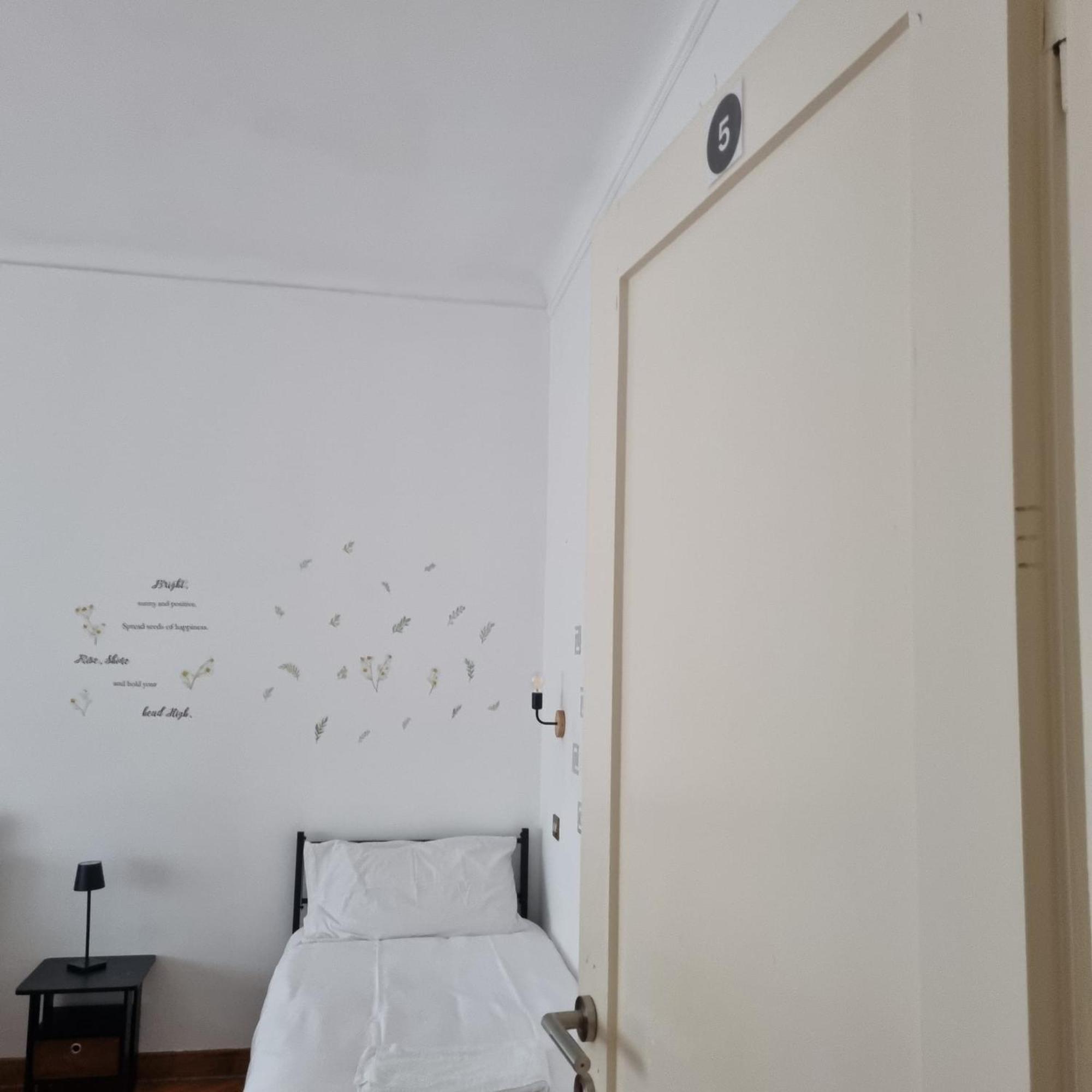 Dock Bay Lodge Hostello Trieste Esterno foto