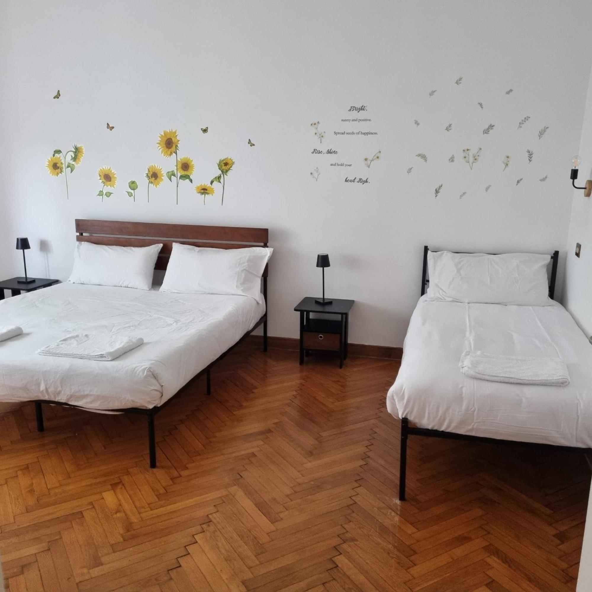 Dock Bay Lodge Hostello Trieste Esterno foto