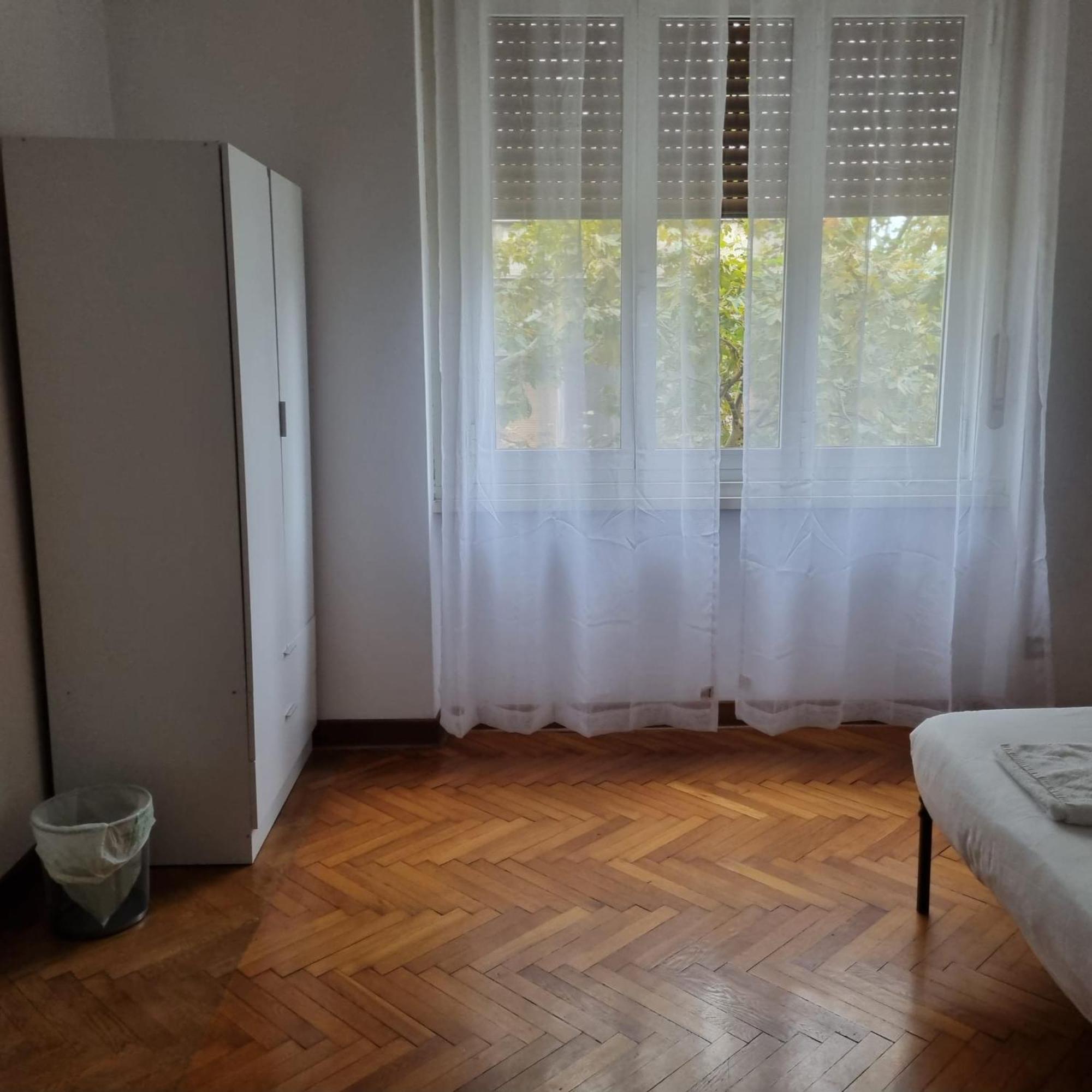 Dock Bay Lodge Hostello Trieste Esterno foto