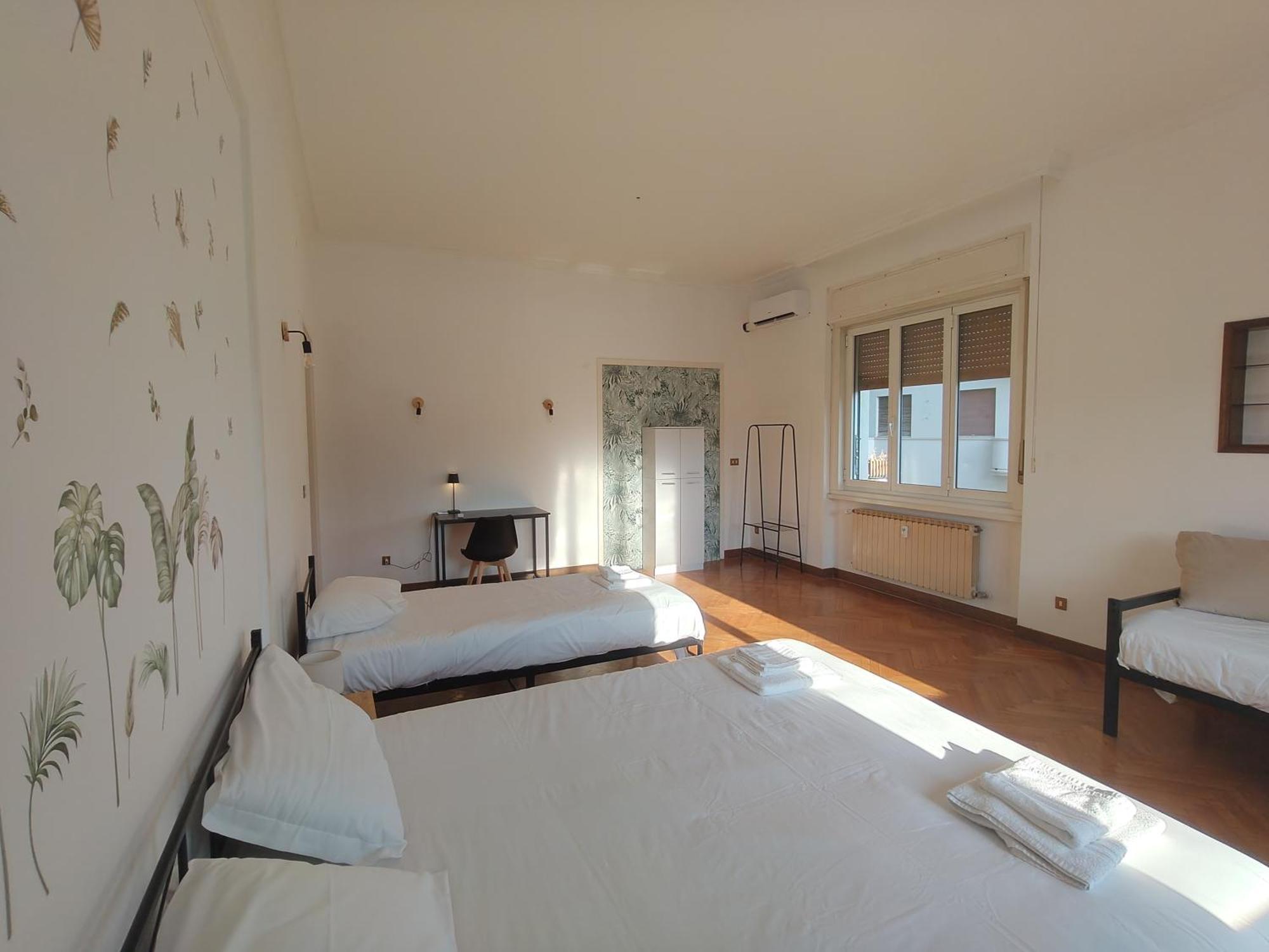 Dock Bay Lodge Hostello Trieste Esterno foto