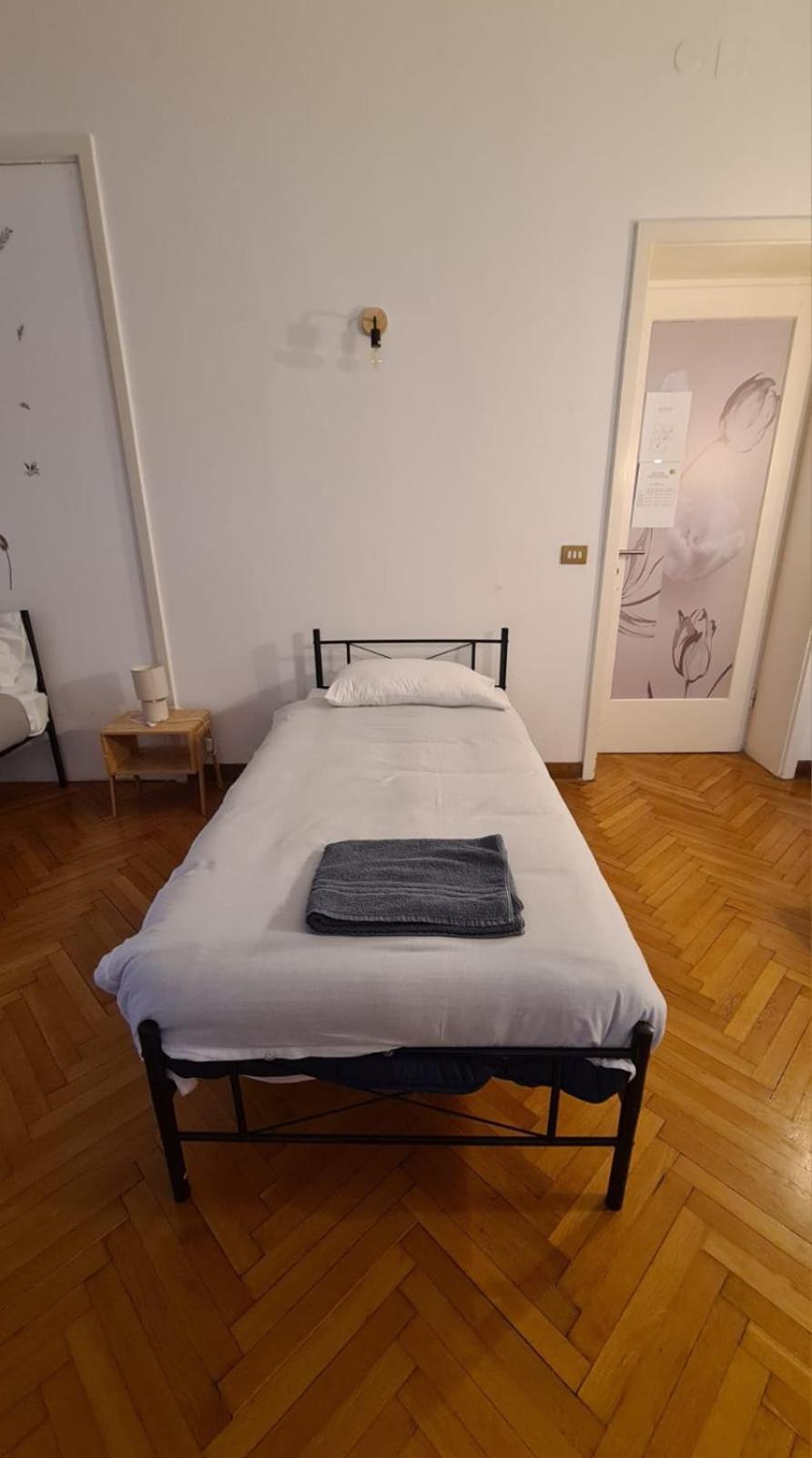 Dock Bay Lodge Hostello Trieste Esterno foto