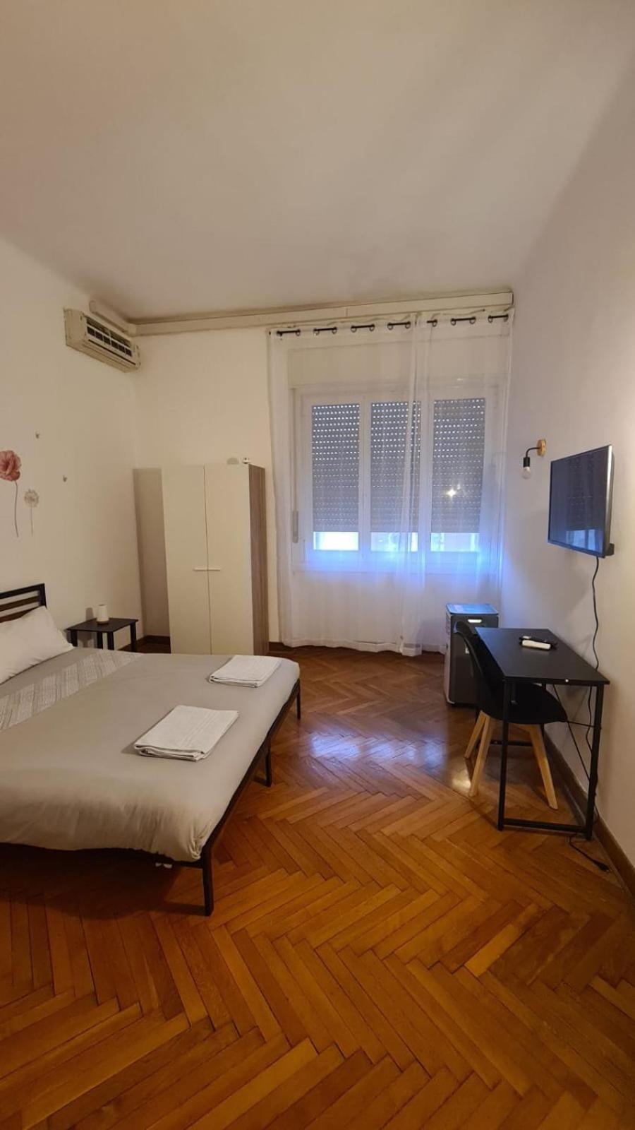 Dock Bay Lodge Hostello Trieste Esterno foto